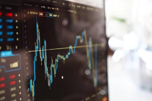 El trading algorítmico simplifica la inversión del trader al generarla de forma automática