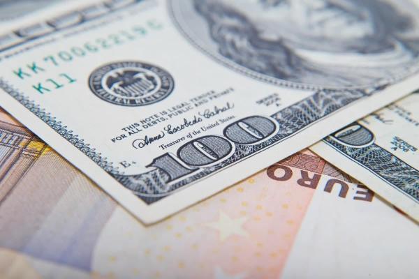 Descubre la cotización euro a dolar en Chile