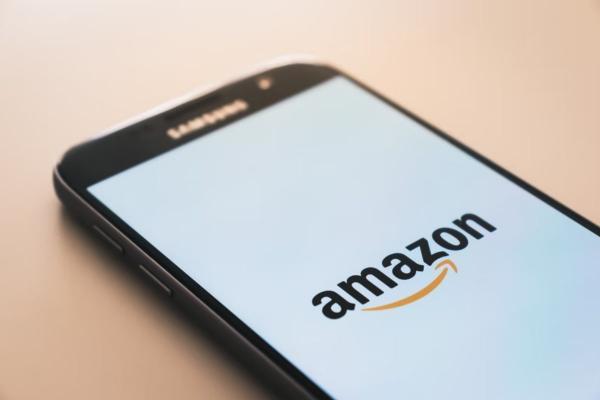 ¿Cómo invertir en Amazon?